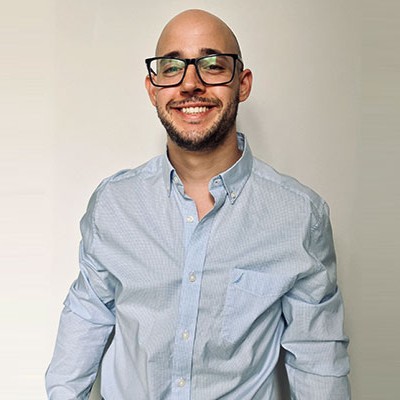 Alejandro Canales headshot