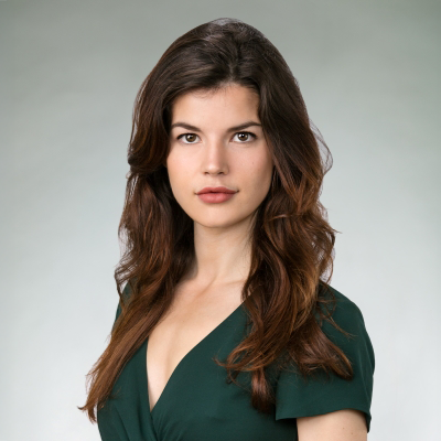 Julie Ward, alumna of OsgoodePD's Professional LLM in International Business Law.